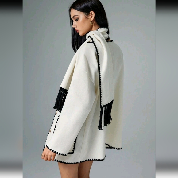 New Autumn And Winter Hepburn Style Design Raccoon Velvet Knitted Coat - Picture 5 of 6